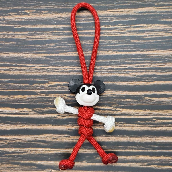 Male Castle Mouse Paracord Buddy | Insanely Paracord | Paracord Pal Keychains Christmas Ornament Luggage Tag Key Accessory