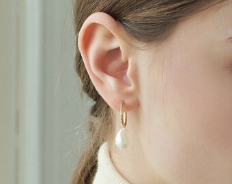 Fresh Pearl "Saint" Drop Earrings • Everyday Earrings for Women, Bridesmaid Gift for Her, Bridal Earrings