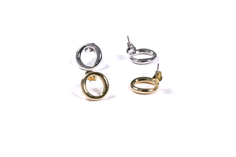 Soft Round Ring Earrings Suitable for Everywhere Minimal /& Delicate Metal Earrings Easy to Take On and Off