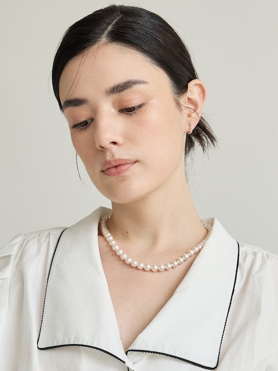 Grace delicate pearl necklace deals