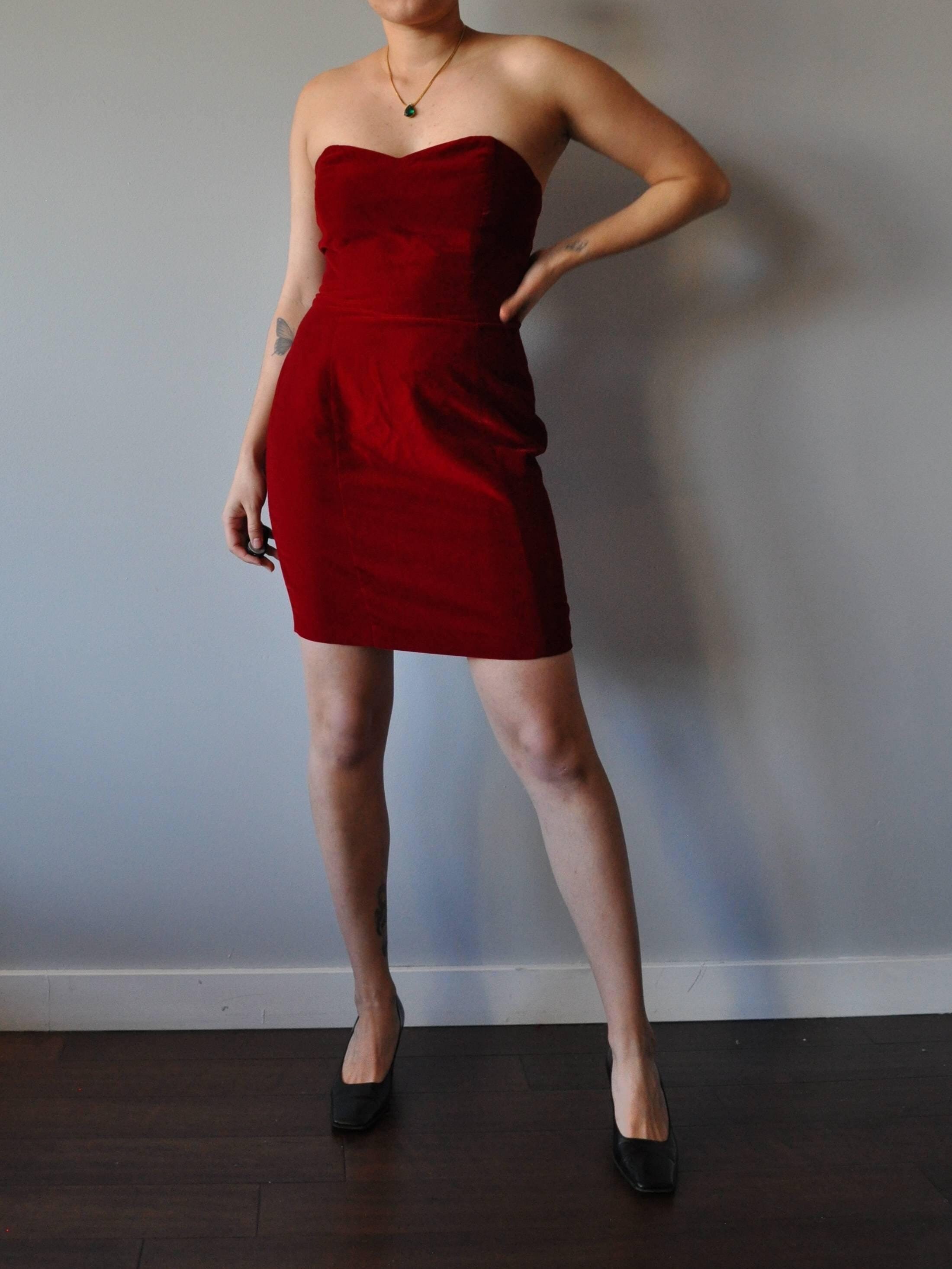 Vintage Red Velvet Mini Dress by Le Chateau Size S