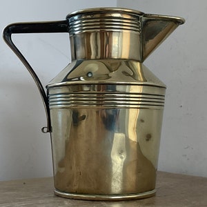 Antica brocca / brocca in ottone inglese vittoriano