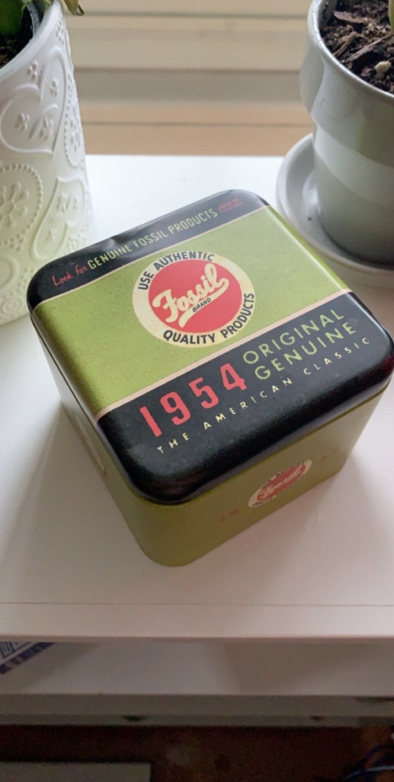 Vintage fossil watch tin - Gem