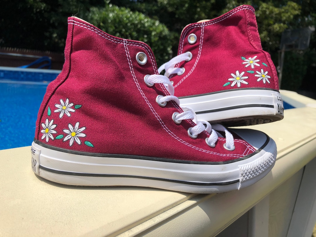 Custom Hand Painted High Top Converse, Daisy, Flowers, Sneakers