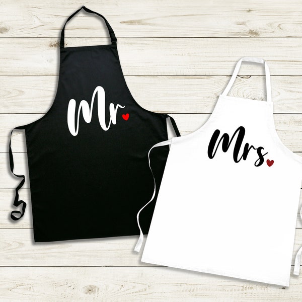 MR. & MRS. Aprons, Bride and Groom Gift, Mr. and Mrs Wedding Cooking Gift, Custom Bridal Gift, Engagement Gift Aprons