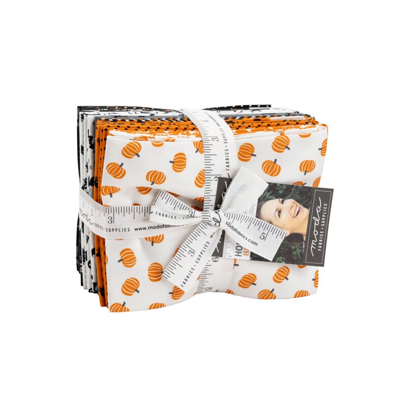 Holiday Halloween Fat Quarter Bundle by Stacy Iset Hsu for Moda 20 Pr…