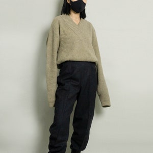 Vintage Ribbed Knit V-Neck Shetland Wool Sweater | Knitted | Beige | S/M | Grandpa Sweater | Jumper | Olive