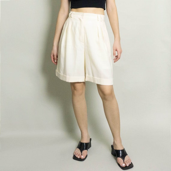 Vintage SAHZA Double Pleated Short | Cream | 27W … - image 1