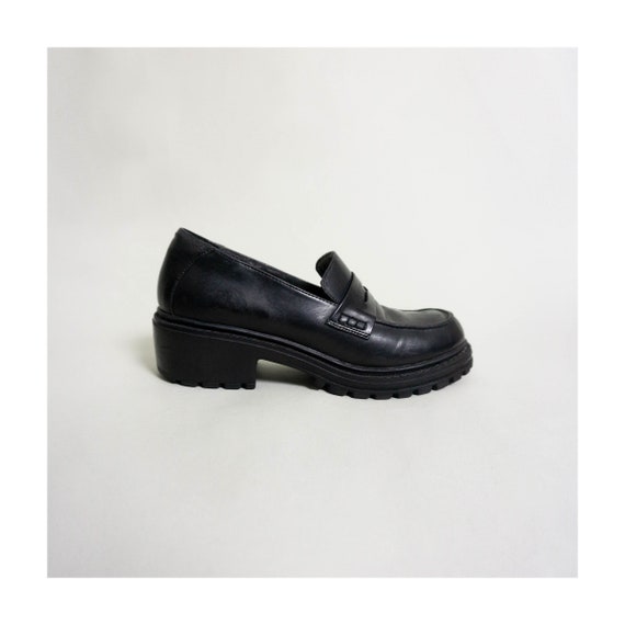 Vintage Penny Loafers With Lug Sole | Black | US 7