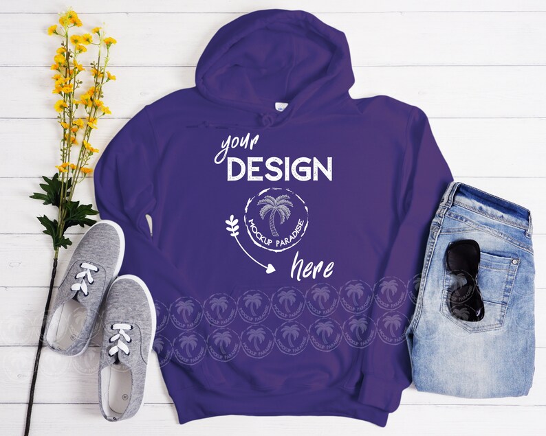 purple gildan sweatshirt