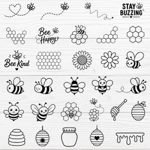 Op de afbeelding: Een verzameling zwart-wit illustraties met bijen als thema. De afbeelding bevat bijen, honingraten, bloemen en tekst met de tekst "Bee Happy", "Bee Kind" en "Stay Buzzing". De ontwerpen staan op een lichte houtnerf achtergrond.