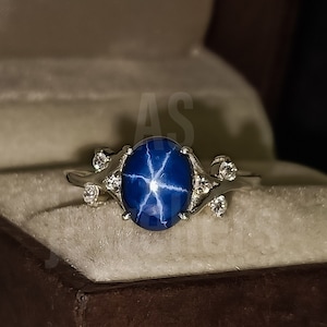 Vintage Blue Star Sapphire Ring Blue Lindy Star Ring Star Gemstone Ring Engagement ring Simple promise ring 6Rays Star Sapphire Gift For Her