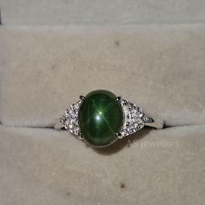 Green Star Sapphire Ring, Star ray gemstone ring, Sterling Silver 925 Ring, Anniversary Ring, Unique stone ring, Promise Ring ,Gift for Her