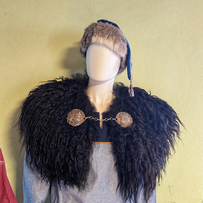 Fenrir Garment Fastener - Cloak Clasp for Fur, Leather and Heavy Fabric ...