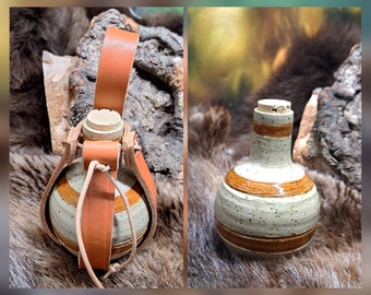 Stoneware bottle Björn belt holder leather clay bottle, witch Wicca Viking medieval larp shaman orc liqueur potion ball gift