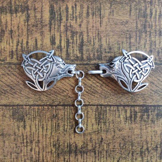 Wolf Verschluss Silber Wolfsköpfe Schmuck Niete Beschlag für Mantel, Fell passt zu Mittelalter Larp Vikings Mittelalter, Mantel Kette