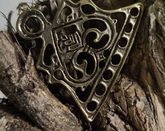 Chain distributor Viking Reenactment Jewelry Latvia Woman Fibulae Chain Silver Bronze Norse Valkyrie Larp Völva Middle Ages