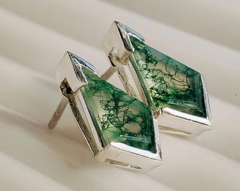 Moss Agate Kite Stud Earrings: Minimalist 925 Sterling Silver