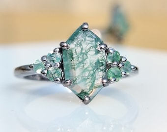 Vintage Hexagon Moss Agate Ring: Handmade 925 Sterling Silver Jewelry