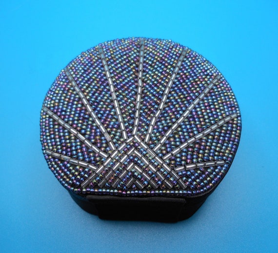 Shell Shaped Beaded Jewelry Box Gem