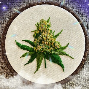 HealTHCare bud embroidery pattern image 3