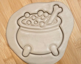 Caldron Cookie Cutter with detail