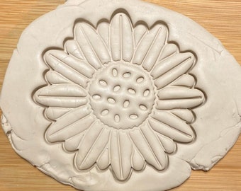 Tagliabiscotti fiore margherita con dettaglio