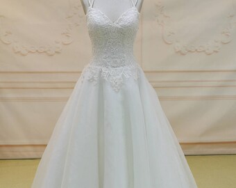 Stunning Beaded Wedding Dress, A Line Tulle Backless Bridal Gown with Spaghetti Strap, Romantic Lace Pattern Bride Dress