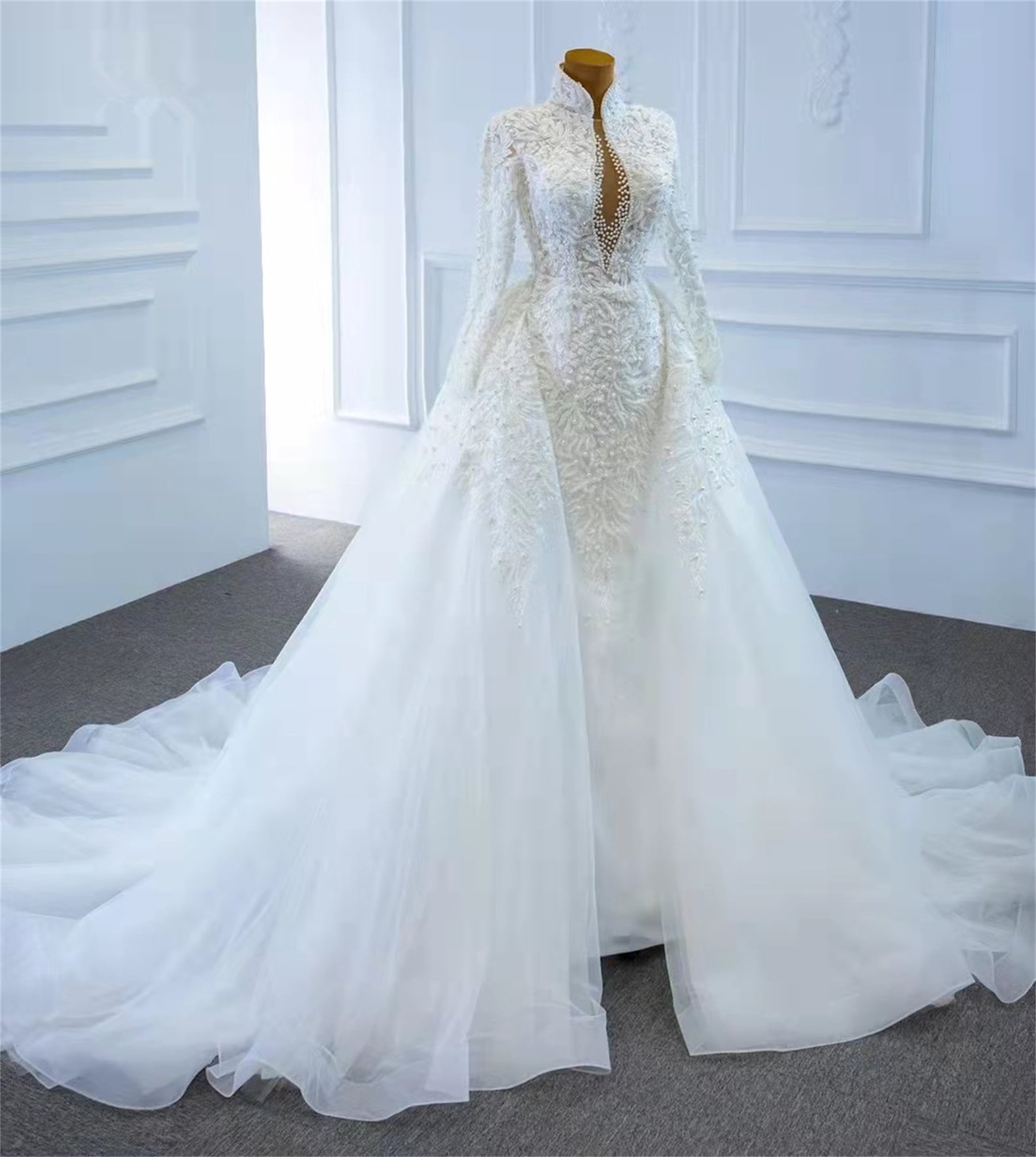 Luxury Pearls Appliqued Glitter Wedding Dresses ,detachable Train ...