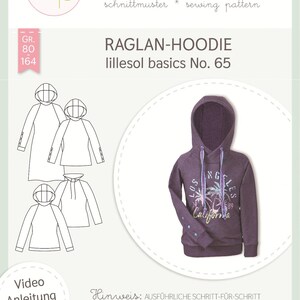 Puede incluir: Un patrón de costura para una sudadera con capucha raglan, llamada "lillesol basics No. 65". El patrón incluye instrucciones para las tallas 80 y 164. La imagen muestra un dibujo de línea de la sudadera y una foto de una sudadera morada con un gráfico de "Los Ángeles, California".