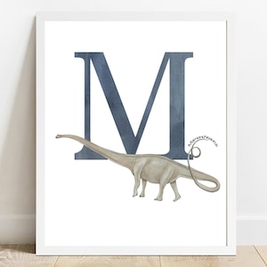 Letra M: Mamenchisaurus, impresiones de acuarela de dinosaurios, arte de pared para guardería, imprimibles de dinosaurios para guardería, decoración de guardería, decoración de habitación infantil