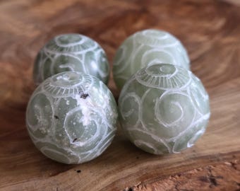 4 Pcs 25mm Carved Green Jade Large Beads 2mm Hole