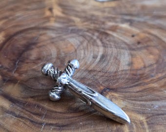 Sterling Silver .925 Oxidized Sword Dagger Necklace Pendant Charm Goth Punk 5 grams