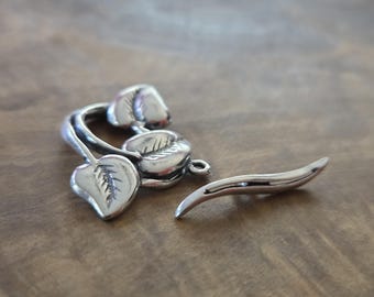 Pulseira de folhas marteladas de prata esterlina com fecho de alavanca oxidado 1 peça