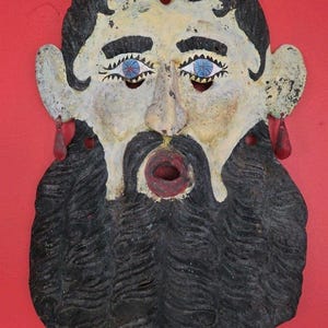 Vintage koperen Mexicaans ceremonieel masker van metaal, groot handgemaakt Guerrero-volkskunstgezicht