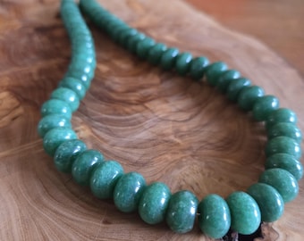 16" Strand Rondelle Green Jade 11mm x 8mm Polished Beads 1mm hole (approx. 52 beads)