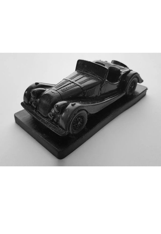 Morgan Plus Eight Diecast Modellauto – Maßstab 1:43, Rot, Detailgetreue Metallverarbeitung, Sammlerstück