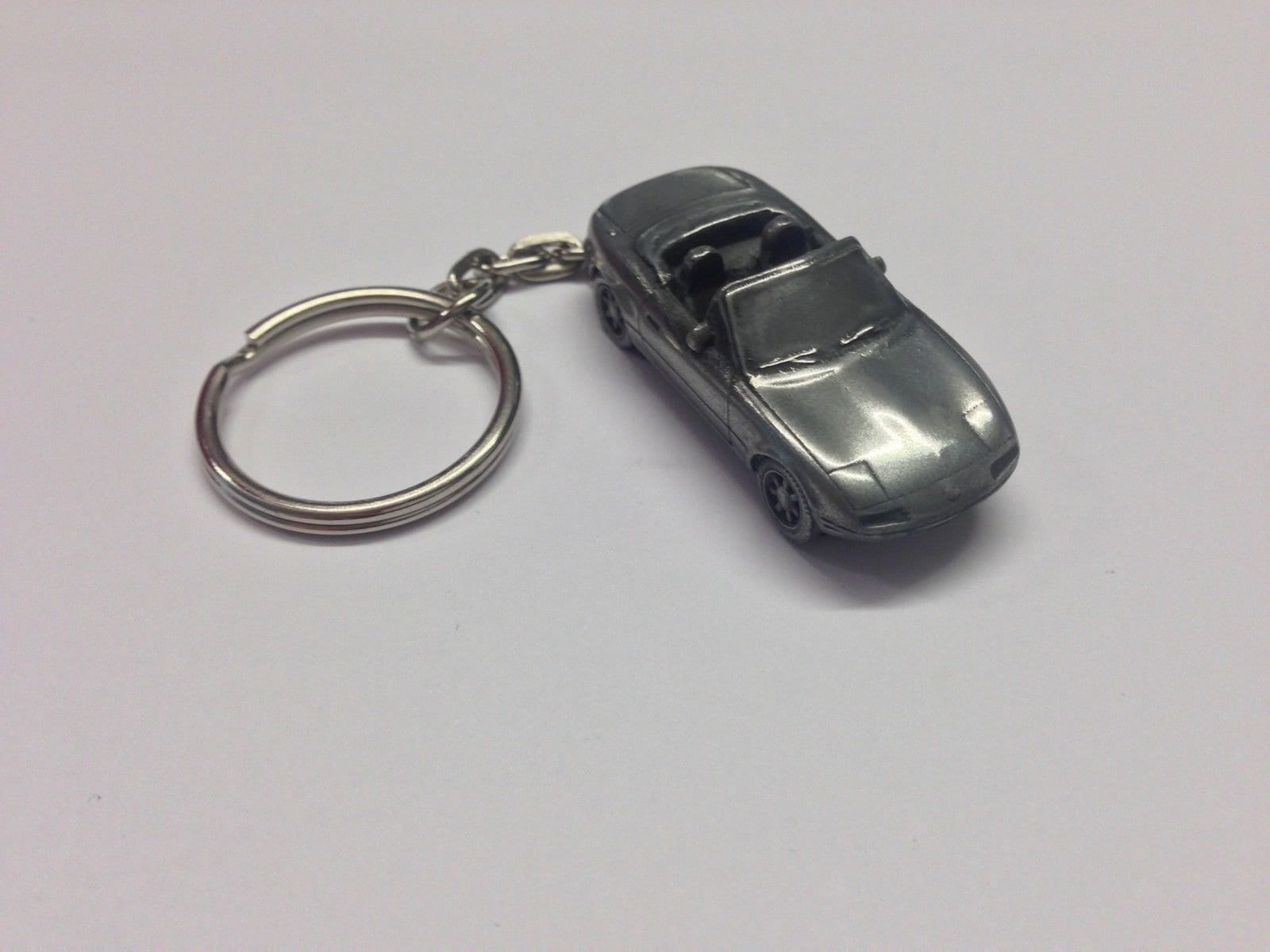 Porte-clés Personnalisé Mazda MX-5 Miata - Logo Modèle - Fibre De Carbone Look - Cadeau Fan De Mazda