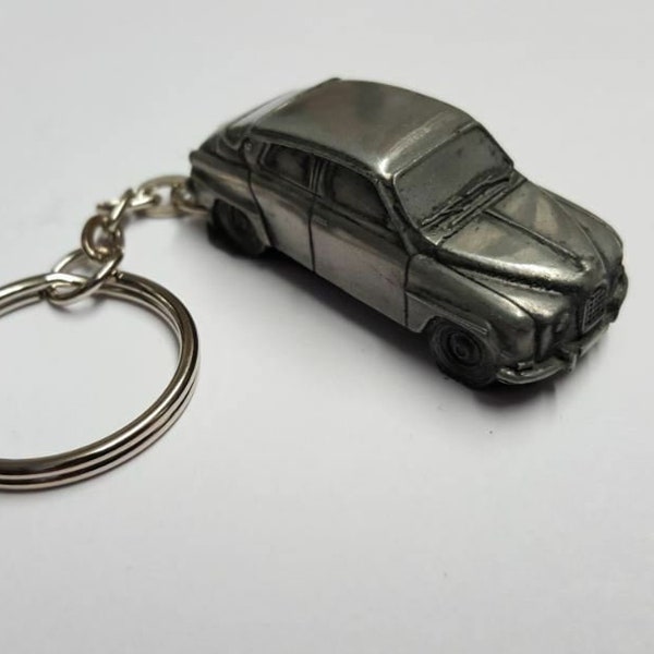 classic Sweden car sab 96  ref216 car keyring  or pin badge classic car