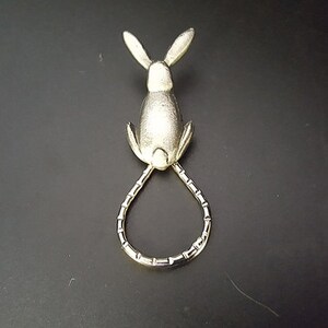 wild animal Fine English Pewter on a Brooch Drop Hoop For Glasses / pens hare rabbit hedgehog highland cow hippo lion leopard monkey lizard