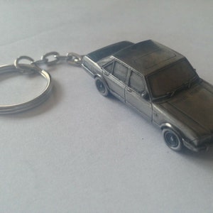 British classic car Granada Mk2 Ghia ref86 car keyring  or pin badge classic car automobile