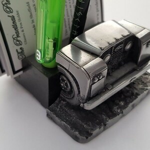 Landy 4x4 ZinnEffekt Auto Visitenkarten & STIFT Stiftehalter NEU Handmade In Sheffield