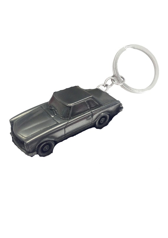 クラシックカー メタルキーホルダー シルバー クラシックスポーツカー
