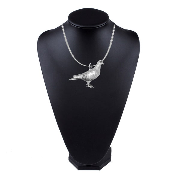 Pigeon on a 18 inch platinum plated chain necklace jewellery  gift made from Fine English pewter ppb04