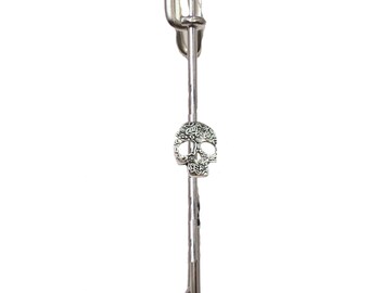 Skull Pattern on a 3 7.5cm Kilt Pin Scarf Brooch With
