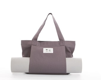 Yoga Mat Bag with Large Size Pocket and Zipper Pocket Easy to Carry Fits Most Mats #040801 Functional Yoga Sling Bag with Water Bottle Holder Yoga Mat Bag with Large Size Pocket and Zipper Pocket Easy to Carry Fits Most Mats #040801 Functional Yoga Sling Bag with Water Bottle Holder