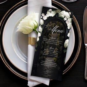 Menù matrimonio scuro, Menù bianco e nero, Menù arco nero, Menù floreale scuro, Menù matrimonio cravatta nera, Menù glamour gotico, Moody Florals, 028