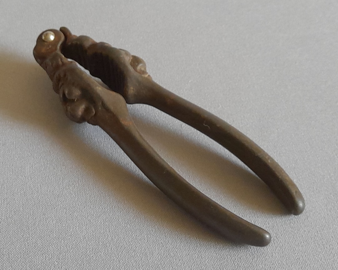 Antique Iron Nutcrackers Lion Detail Etsy