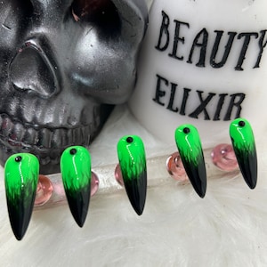 Wicked Witch- Neon Green & Black Decay Tip Gel Nails- Luxury Gel Press On Nails/Neon Green Nails/Witchy Nails/Goth Nails/Green Nails