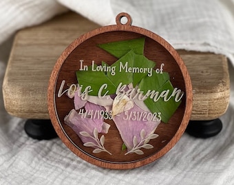 Funeral flower keepsake, ornament, in memory of, mother, father, grandma, grandpa, memorial, service, casket flowers, funeral flowers, dry